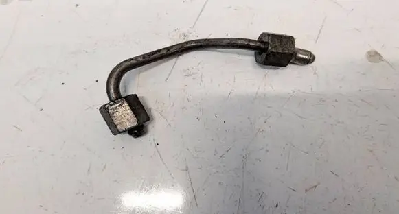 Chrysler 300 - 300C Fuel line pipe 