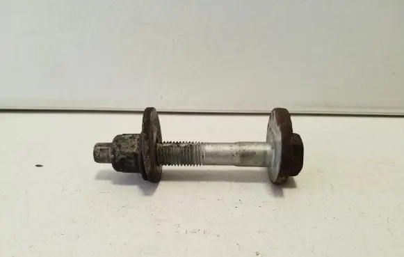 Volkswagen Golf Plus Rear suspension camber bolt 