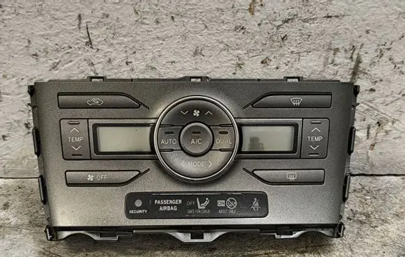 Toyota Auris 150 Climate control unit 5590002221