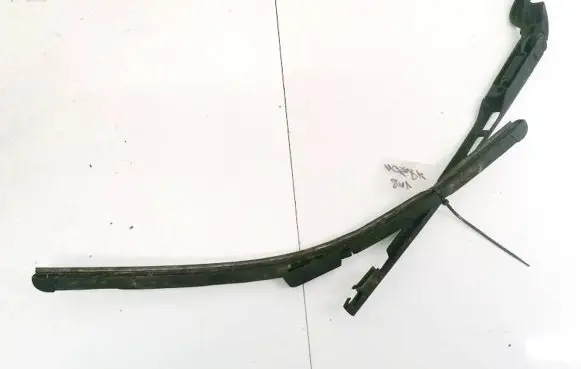 Ford Focus Front wiper blade arm