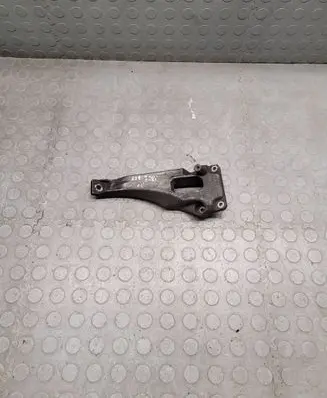 BMW 7 E38 Engine mounting bracket 1095502