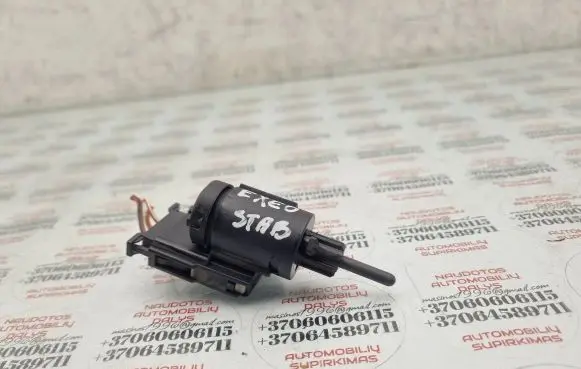 Seat Exeo (3R) Brake pedal sensor switch 3B0945511C