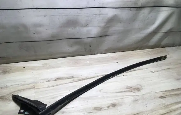Mercedes-Benz SLK R171 Front door trim (molding) 