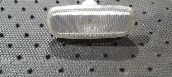 Audi A6 S6 C5 4B Front fender indicator light 4B0949127