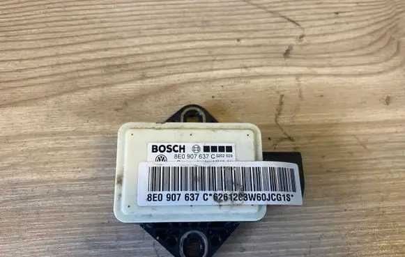 Audi A4 S4 B7 8E 8H ESP acceleration yaw rate sensor 8E0907637C