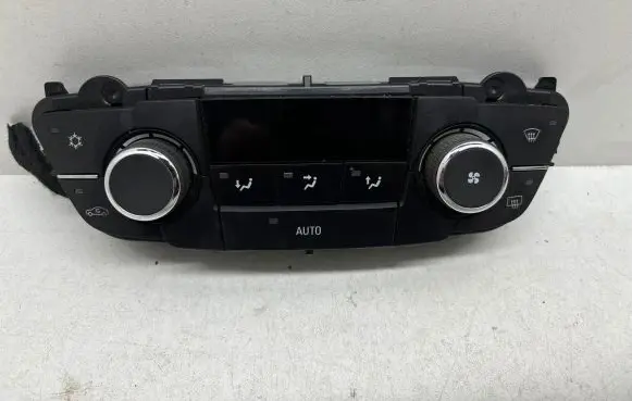 Opel Insignia A Air conditioning (A/C) switch 2010110218 13273095