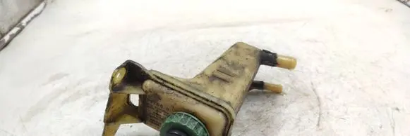 Audi A4 S4 B5 8D Power steering fluid tank/reservoir 8d0422373