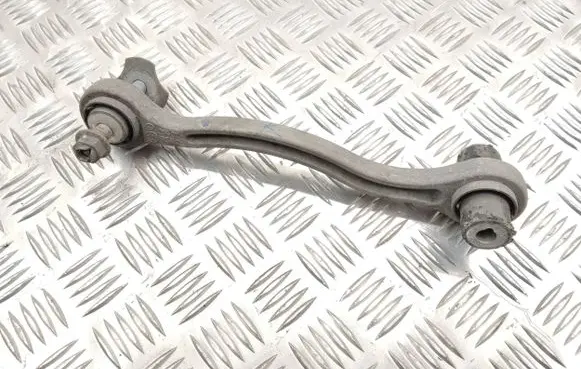 Mercedes-Benz CLS C218 AMG Rear control arm 20402 RSA2