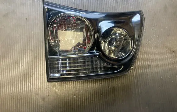 Lexus RX 300 Tailgate rear/tail lights 8567
