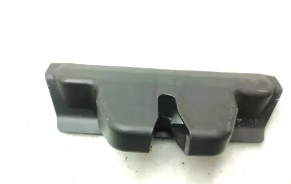 BMW X5 E70 Tailgate/boot lid lock trim 