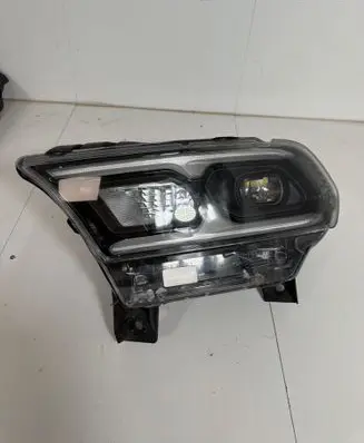 Dodge Durango Headlight/headlamp 68433783AD