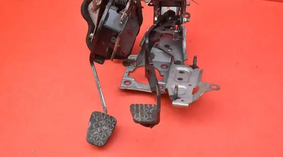 Ford Fiesta Accelerator throttle pedal