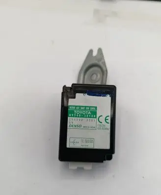 Lexus GS 300 350 430 450H Door control unit/module 8974030100