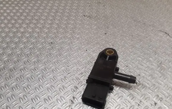 Opel Insignia A Exhaust gas pressure sensor 55566186