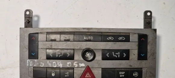 Peugeot 407 Climate control unit 96573322