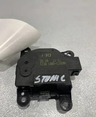KIA Stonic Air flap motor/actuator H400730881