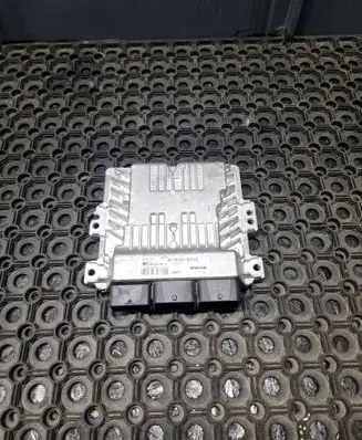 Volvo C30 Engine control unit/module 31355712 S180134103A