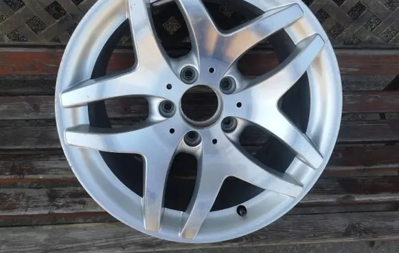 Mercedes-Benz SLK R170 R16 alloy rim 