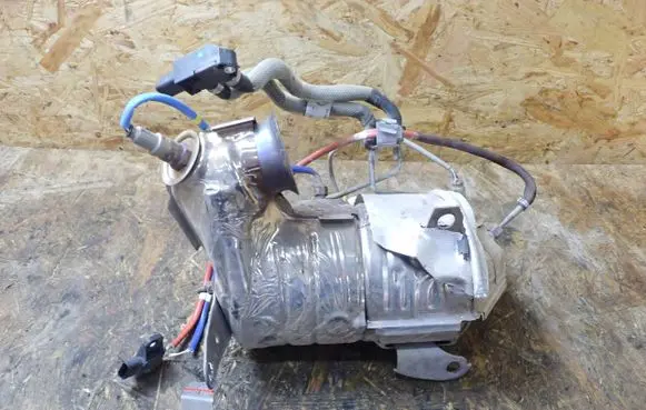 Renault Clio V Catalyst/FAP/DPF particulate filter 208748109R