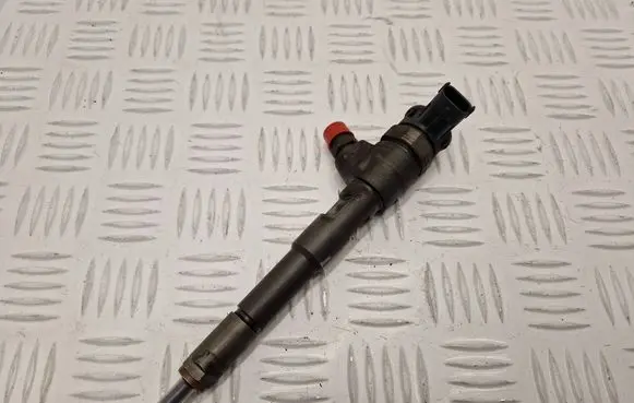 Renault Clio IV Fuel injector H8201108033 0445110485 55508