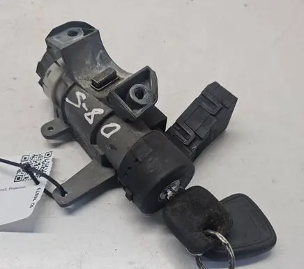 Volvo S80 Ignition lock 8626324
