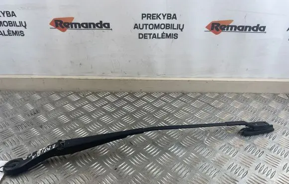 Opel Zafira C Front wiper blade arm 20812594