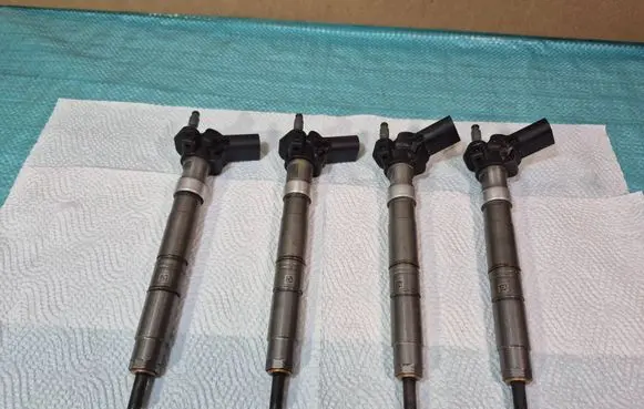 Fuel injector