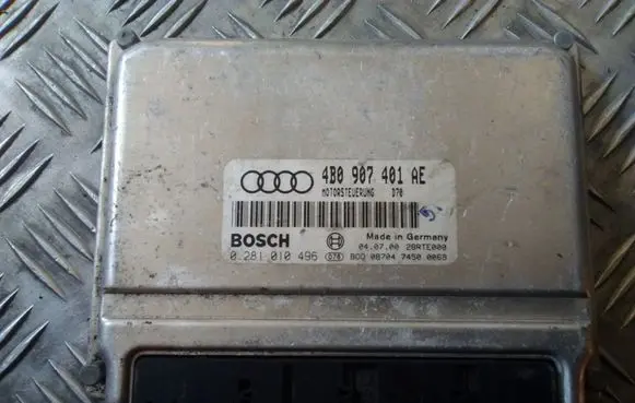 Audi A6 S6 C5 4B Engine control unit/module 4B0907401AE 0281010496 28RTE000