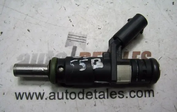 Mercedes-Benz S W221 Fuel injector A2720780249