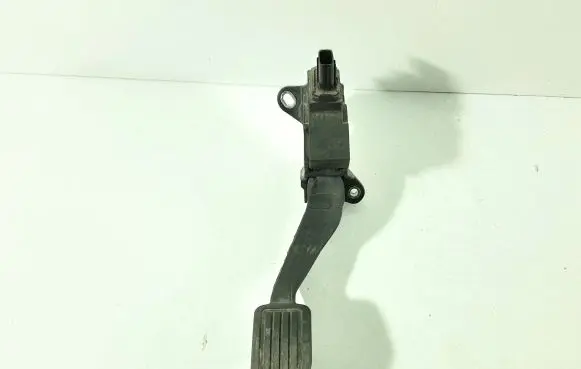 Toyota Yaris Accelerator throttle pedal 781100D160 12025A 03897233071