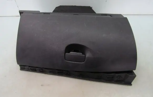 Renault Megane III Glove box 681083896R 685000007R