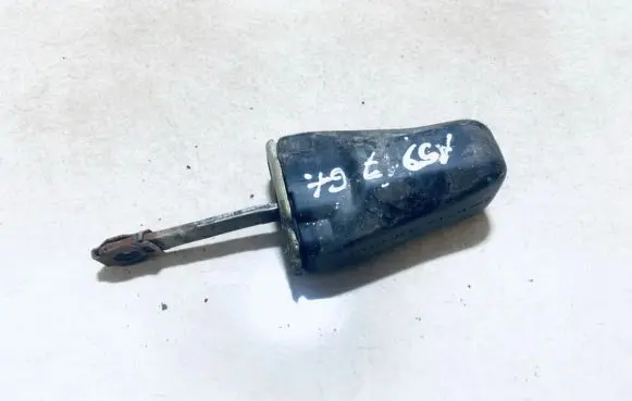 Volkswagen PASSAT B3 Rear door check strap stopper 357837323