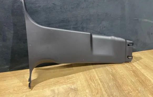Land Rover Range Rover Evoque L551 (B) pillar trim (bottom) K8D224396AC