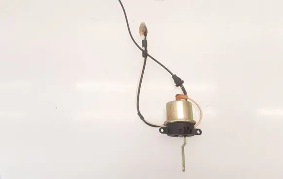 Vacuum valve