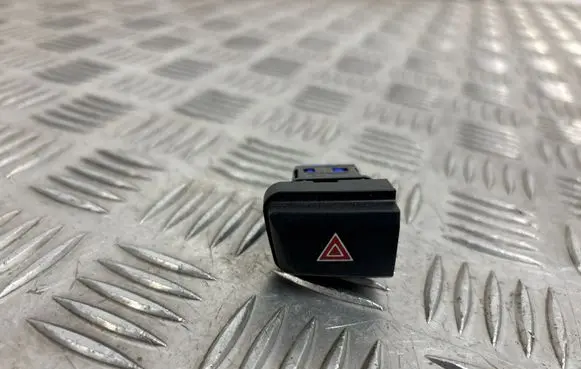 Peugeot 208 Hazard light switch 96750916ZD
