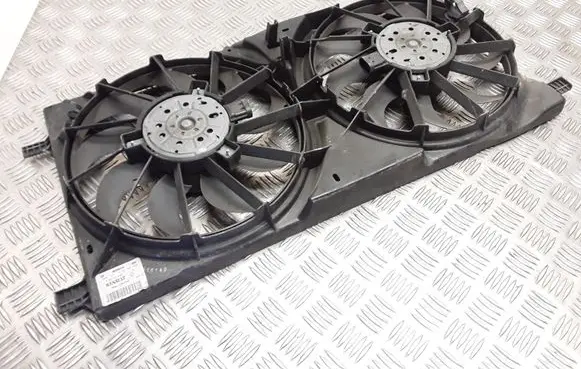Renault Laguna III Radiator cooling fan shroud 0130307020 214810004R 3136613327