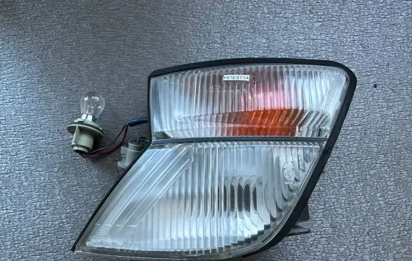 Front indicator light