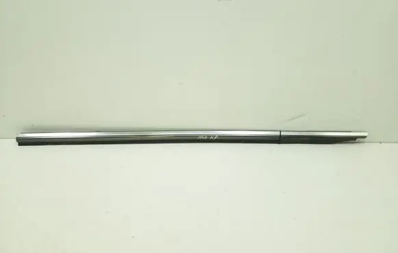 Mercedes-Benz S W140 Front door glass trim molding A1406908780