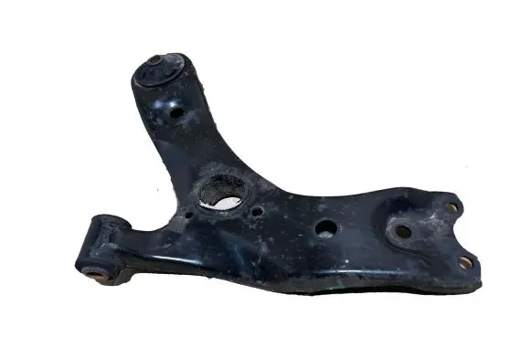 Toyota Avensis T270 Front lower control arm/wishbone 4806905090 16084