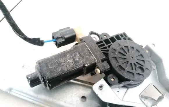 Hyundai Getz Rear door window regulator motor