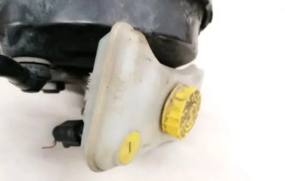 Skoda Superb B5 (3U) Master brake cylinder