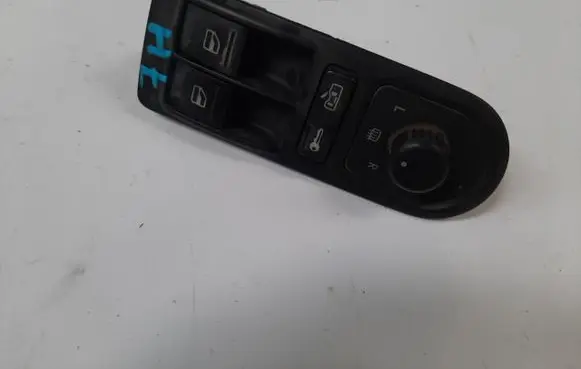Volkswagen Transporter - Caravelle T5 Quarter vent window switch 7H5959539