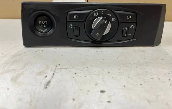 BMW 5 E60 E61 Light switch 6988555 33295101 913472502