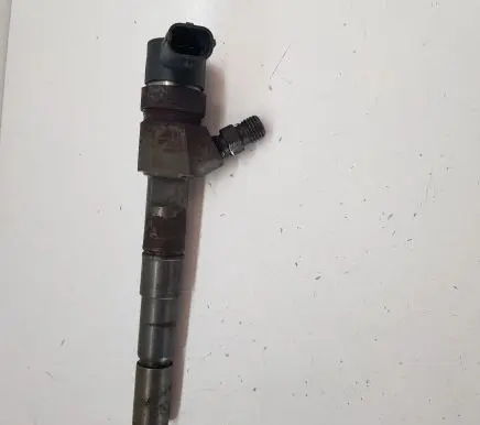 Opel Zafira C Fuel injector 0445110423 55577668