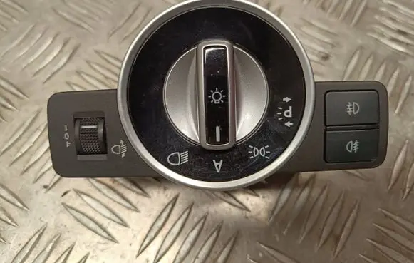Light switch
