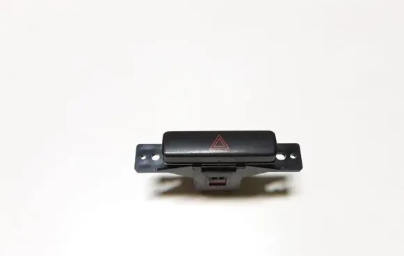 Suzuki Grand Vitara II Hazard light switch SP222