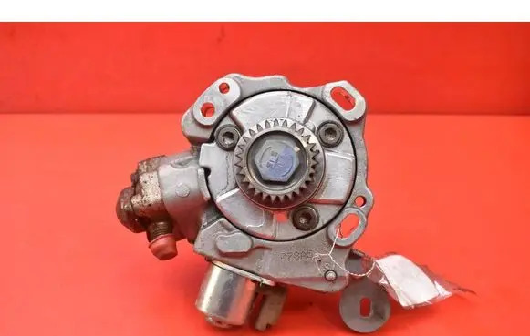 Peugeot 508 RXH Fuel injection high pressure pump 9674984480
