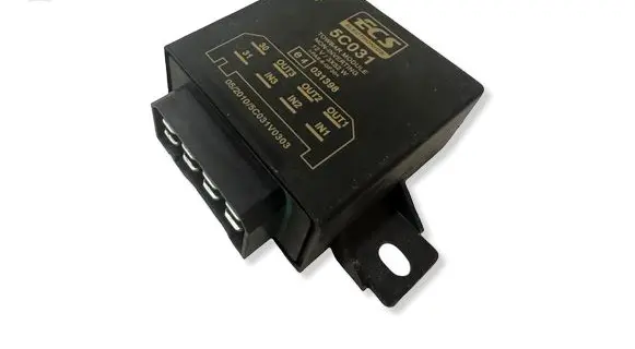 Toyota Avensis T270 Tow bar trailer control unit/module 5C031 12V13352W E031398