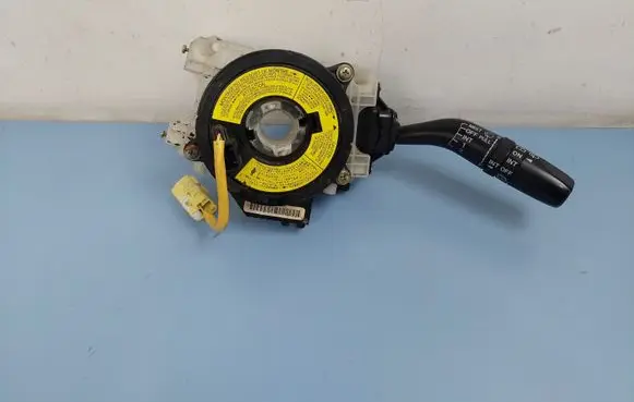 Mazda 626 Wiper control stalk GE6V 17C935
