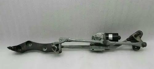 BMW 5 E60 E61 Front wiper linkage and motor 6987475